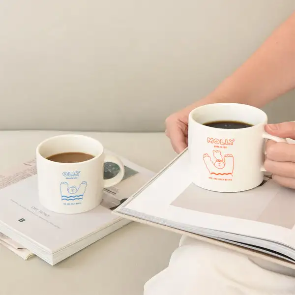 MONOLIKE Olly Molly Mug - 01. Oops ! Olly