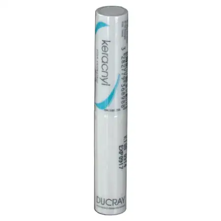 Peaux Grasses A Imperfections Keracnyl Stick Correcteur Teinté 2,15 g